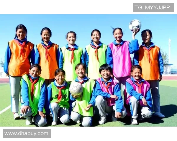 双胞胎足球梦:两位长相酷似的明星如何改变命运与友情